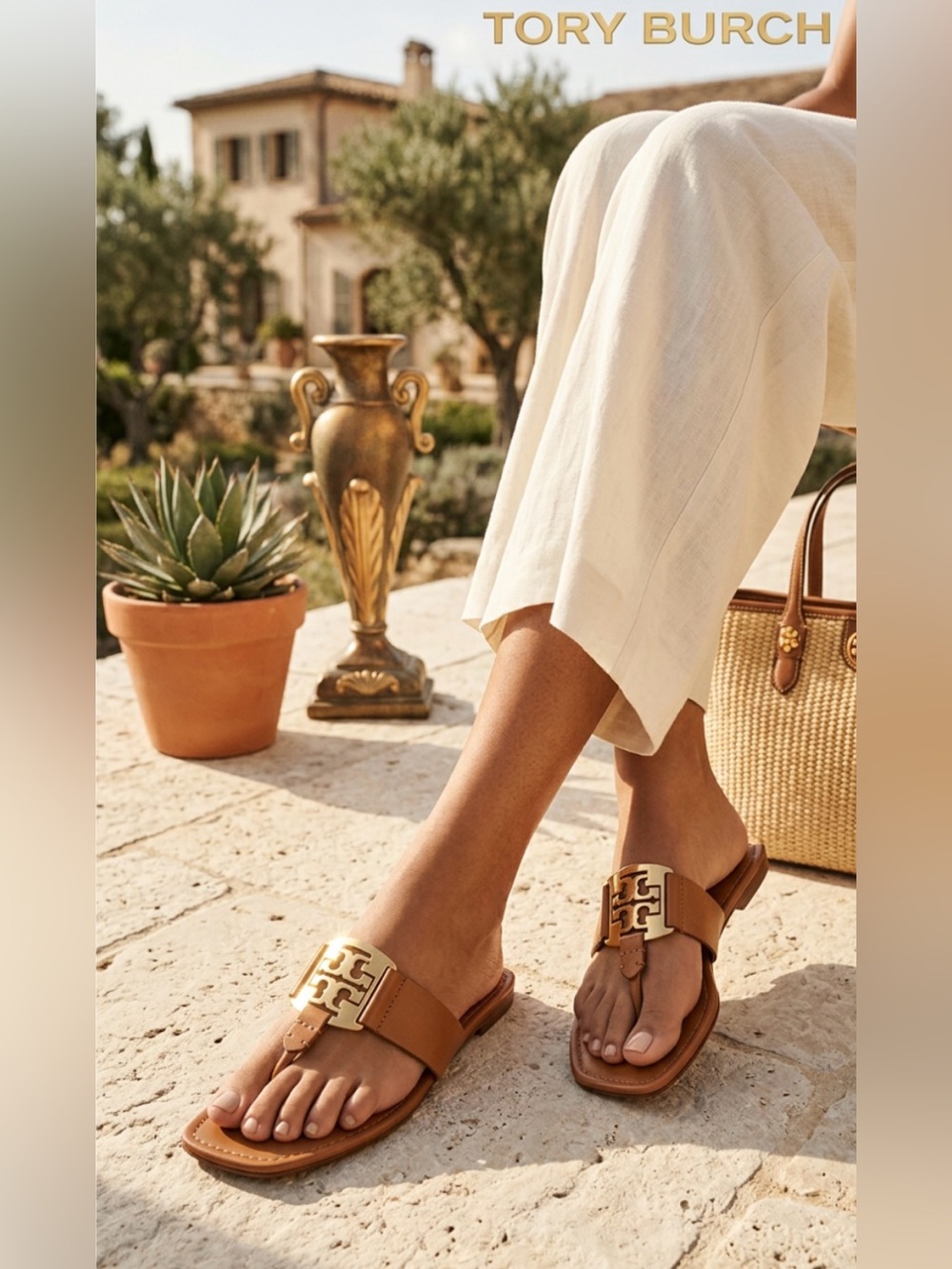 Beautiful Tory Burch Tan Leather Slide Sandals with Gold Logo ~ Size 10
